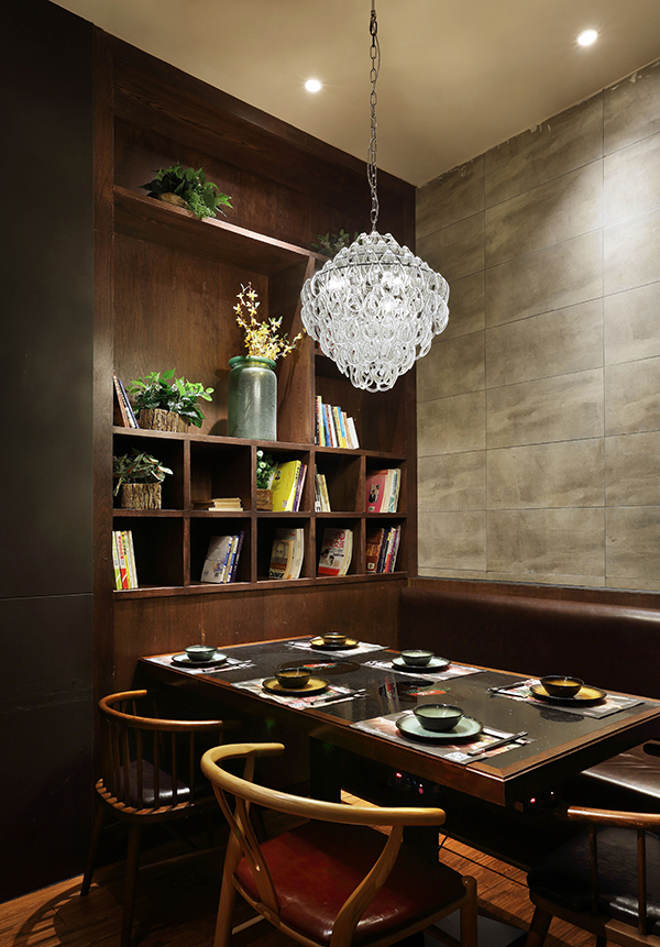 火鍋店大廳裝飾柜設計